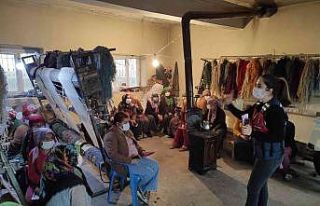 Tutlu kadınlara KADES anlatıldı