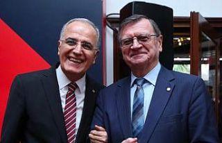 TVF Başkanı Üstündağ, Balkan Voleybol Birliği...