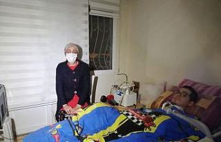 Uçan çatı elektrik tellerini kopardı: Solunum...