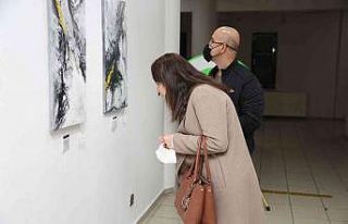 “Ukde” resim sergisi Konak Kültürevi’nde