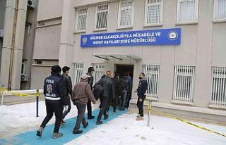 Ülke genelinde düzensiz göç ile mücadelede 127...