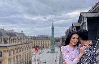 Ünlü model Tuğçe Aral’ın parmağındaki tek...