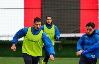 Uşakspor, Bucaspor 1928 maçı hazırlıklarını...