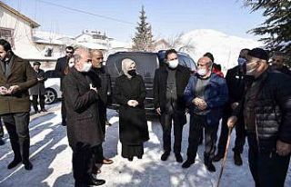 Usta ve Pekyatırmacı, Tatköy Mahallesi’nde çalışmaları...