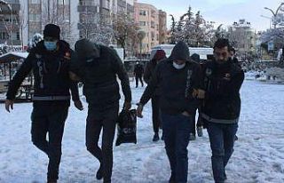 Uyuşturucu operasyonunda 9 tutuklama