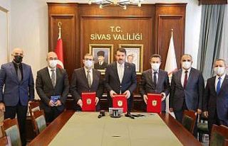 Vali Ayhan: "İhtiyaç duyulan 123 kalem ürün...