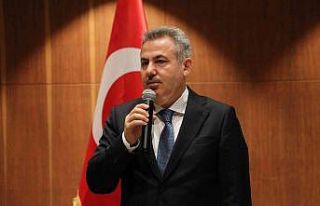 Vali Elban, gazetecilerle buluştu