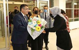 Vali İnci Sezer Becel Kız Öğrenci Yurdunu Ziyaret...