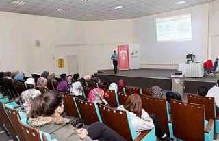 Van Büyükşehir’in aileleri bilinçlendirme seminerleri...