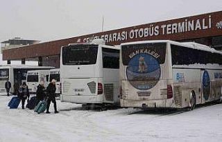 Van’da otobüs seferleri iptal edildi