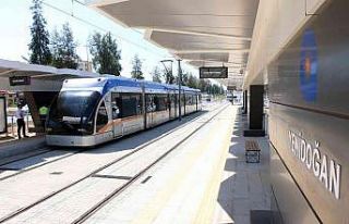 Varsak-Müze raylı sistem hattı 892 bin yolcuyu...