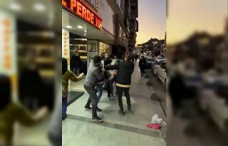 Yabancı uyrukluların kavgasını esnaf ayırdı