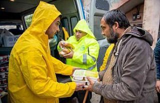 Yağışlardan zarar görenlere yardım