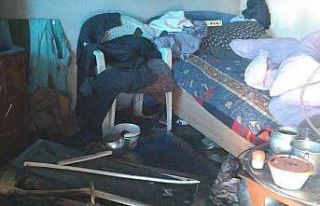 Yalnız yaşadığı konteynerin içinde yanarak öldü