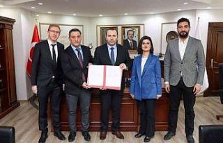 Yalova Belediyesi’nden otizmli gençlere destek