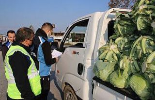 Yalova halinden 2021 yılında 45 bin ton sebze ve...