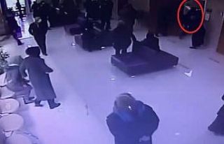 Yalova’da hasta ve yakının doktora saldırı anı...