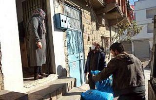 Yardıma muhtaç ailelere kış desteği