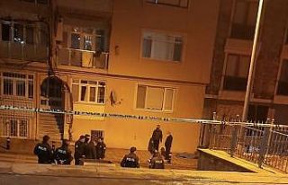Yaşlı adam kaldırımda ölü bulundu