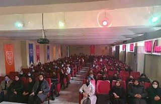 Yazar okur buluşmaları devam ediyor