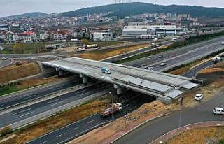 Yeni Tembelova Köprüsü’nün kirişleri konuldu