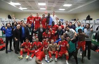 Yiğidolar’dan galibiyet pozu