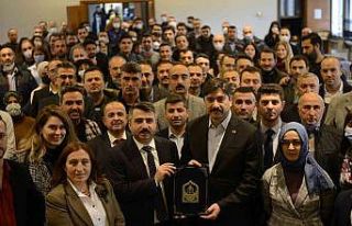 Yıldırım Belediyesi’nden personele tavandan destek