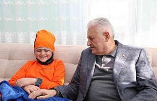 Yıldırım, köpek saldırısı sonucu yaralanan...