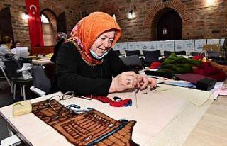 Yıldırımlı kadınlar keçe sanatını yaşatıyor