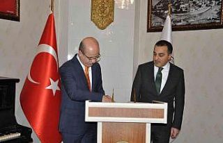 YÖK Başkanı Özvar’dan Vali Öksüz’e ziyaret