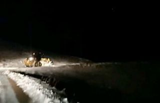 Yol kardan kapandı, ekipler Berfin bebek için seferber...