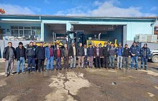 Yolların kapanmaması için seferber olan büyükşehire...