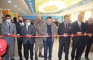 Yüksekova’da ’Hacı Ali Büyüksu Kütüphanesi’...