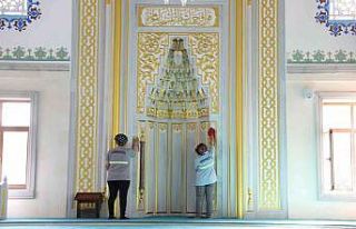 Yüreğir’de ibadethaneler temizleniyor