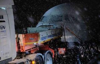 Yurtdışına satılan Airbas A-300 yolcu uçağı...