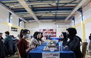 Yurtlar arası satranç şampiyonası yapıldı