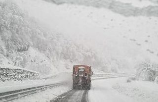 Zonguldak’ta karla mücadele sürüyor