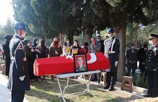 14 yıl sonra şehit sayılan askerin naaşı şehitliğe...