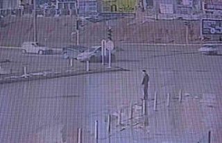 3 kişinin yaralandığı kaza anı kamerada
