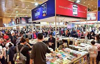 4. Kepez Kitap Fuarı kapılarını aralıyor
