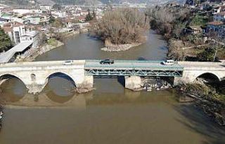 527 yıllık tarihiyle hizmet vermeye devam ediyor