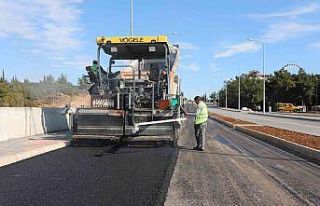 5 bin 500 ton sıcak asfalt dökülen Üniversite...
