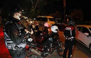 Adana’da “Huzur ve Güven” uygulaması: 43 kişi...