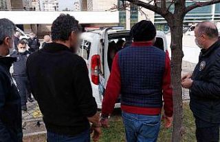 Adliye bahçesinde bıçaklı kavga: 7 gözaltı