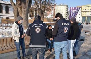 Afyonkarahisar’da düzensiz göçmenlere yönelik...