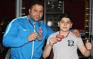 Ağrılı Halterci Batuhan Akbaş Türkiye Şampiyonu...