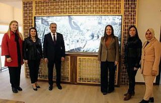 AK Kadınlar Başkan Kaplan ile görüştü