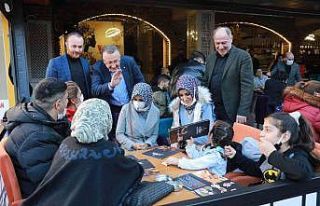 AK kadrodan kafeteryalara çıkartma