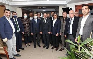 AK Parti İzmir İl Başkanı Sürekli’den göreve...