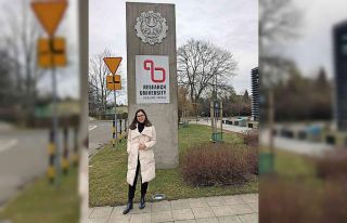 Akademik başarısını İzmir’den Polonya’ya...